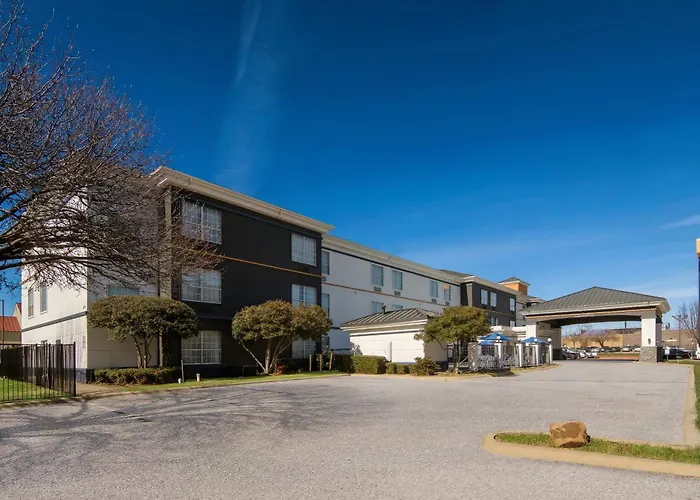 Comfort Worth North Fossil Creek 4* Fort Worth